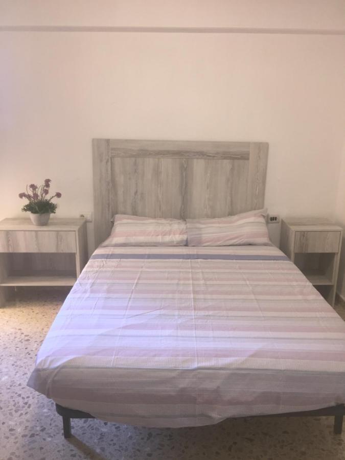 Piles - Apartment - Sleeps 7 - Parking - Seafront Exteriér fotografie