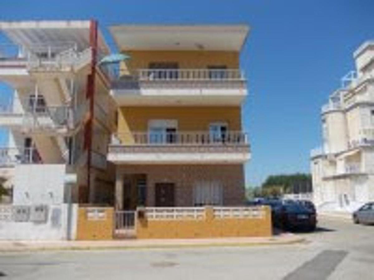 Piles - Apartment - Sleeps 7 - Parking - Seafront Exteriér fotografie